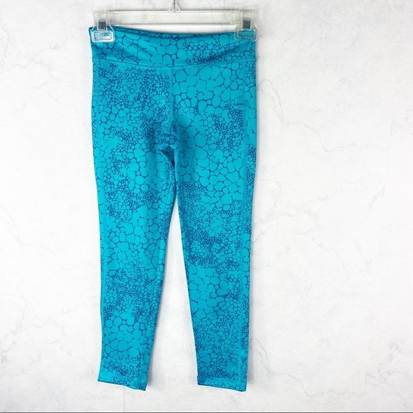 [ON] Blue Patterned Capri Leggings - Picture 1 of 2